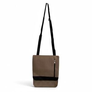 NWOT Travelwell Eco Felt Tablet Beige Bag crossbody Mini Tablet Messenger